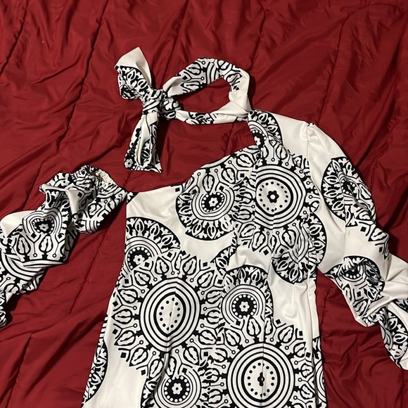 Dress off shoulder on one side - Picture 3 of 5